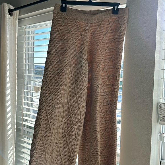 These Three Boutique Knit Pants - Picture 2 of 4